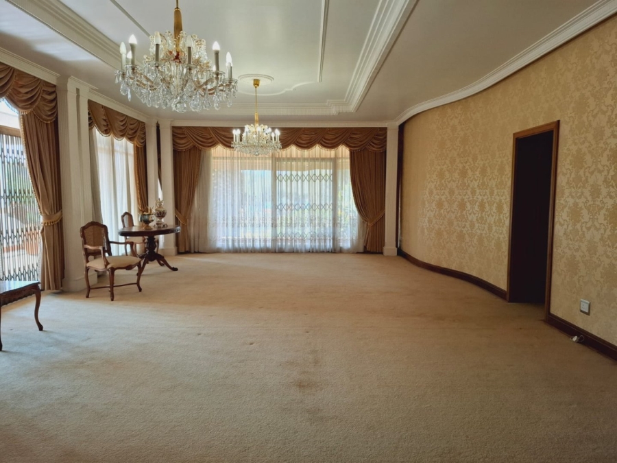 5 Bedroom Property for Sale in Dan Pienaar Free State